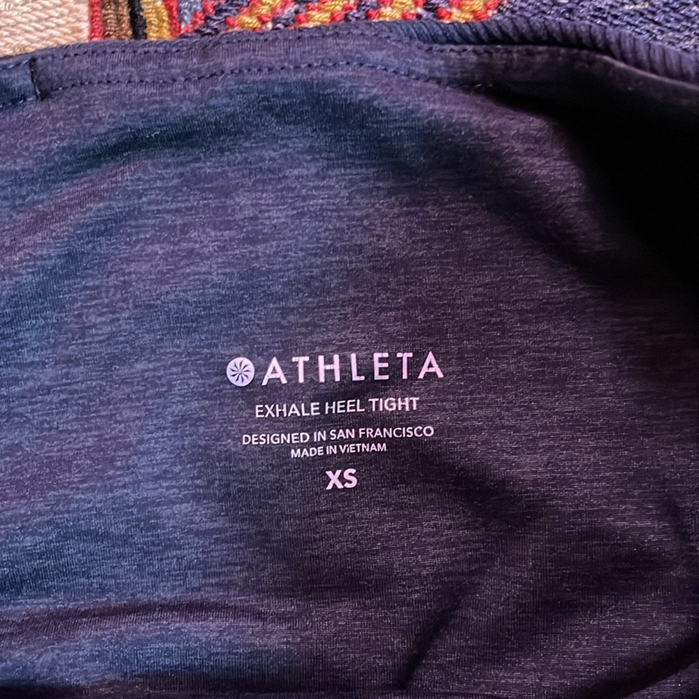 Athleta Exhale Stash Pocket Heel Tight Size XS - Picture 6 of 8